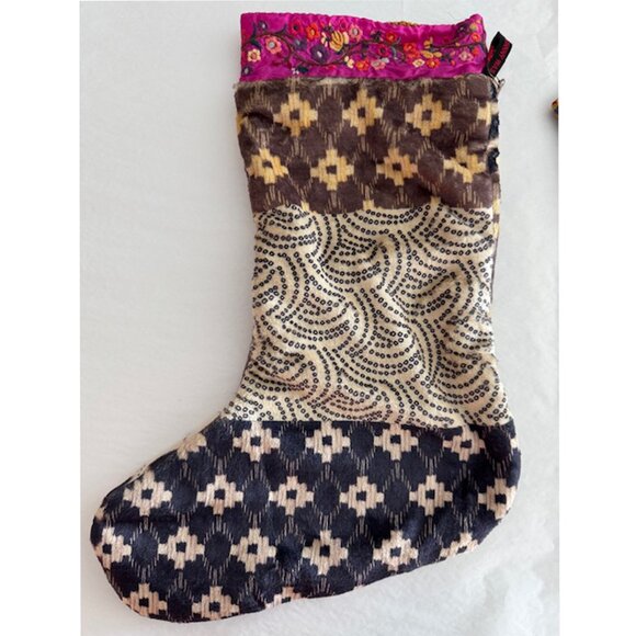 Johnny Was Holiday Stocking Christmas Home Decor Seasonal Donat Varied Print NEW - Picture 4 of 4